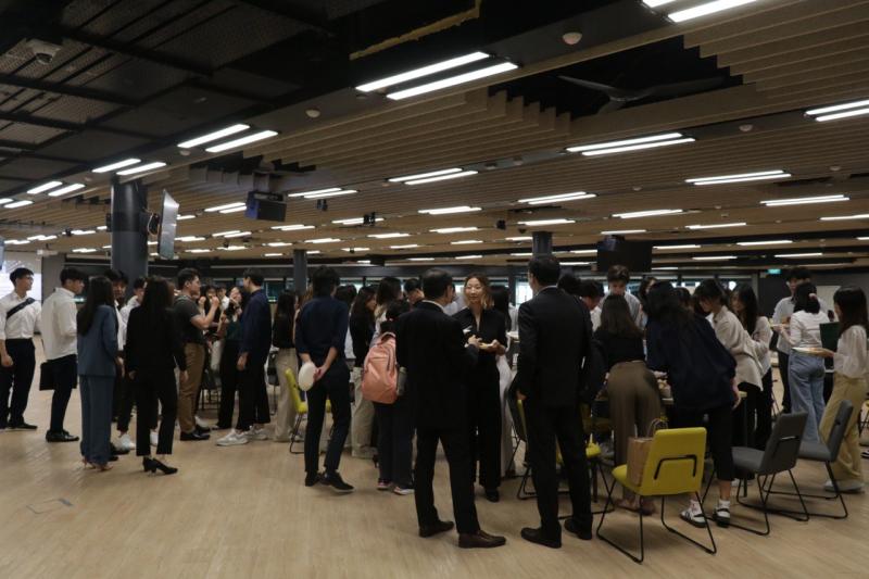 SMU EYE Investment Vivace Singapore Management University (SMU)